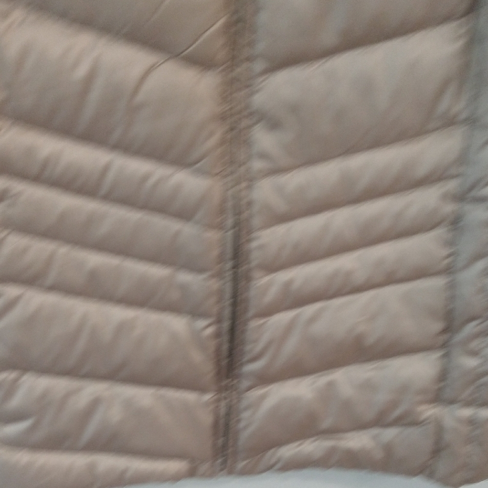 Talbots Light Brown Puffer Vest with detachable Faux Fur Collar - Picture 4 of 7